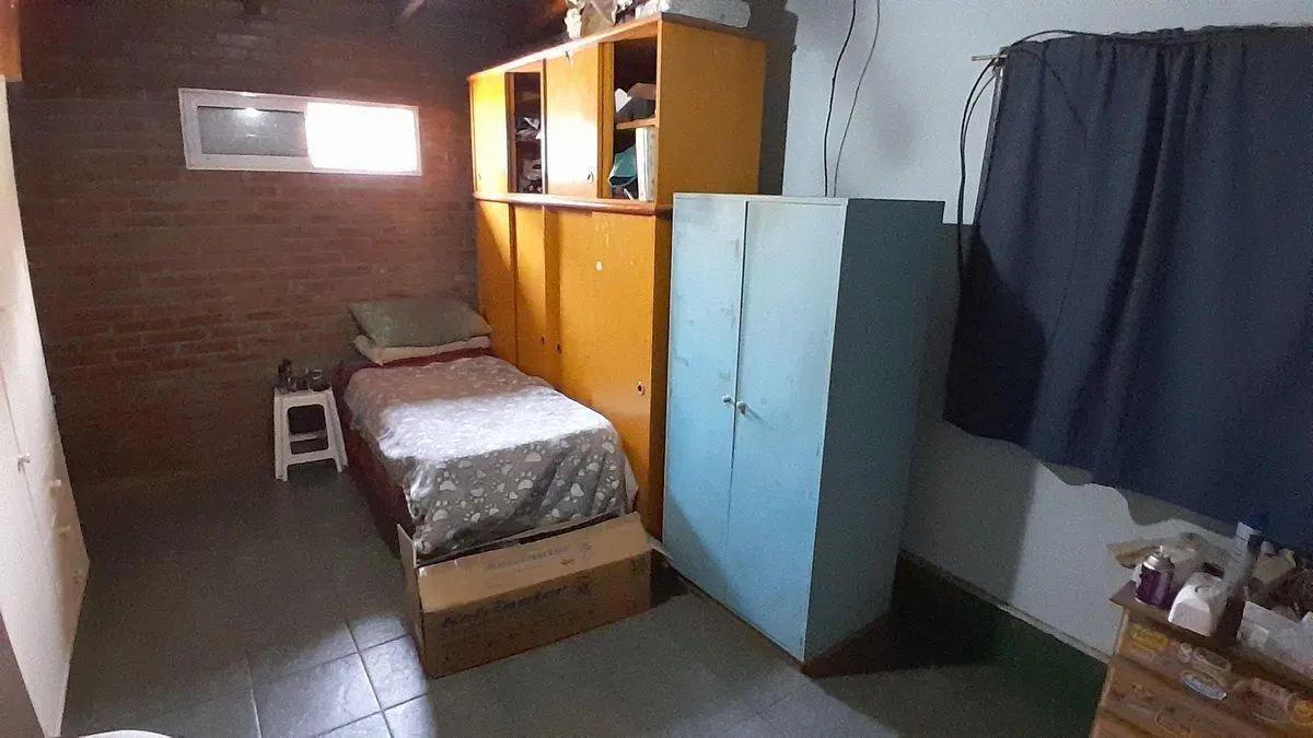 VENTA CASA 2 DORM Y PATIO EN BARRIO CANDIOTI 2