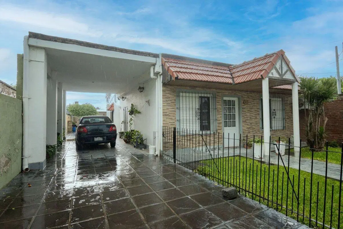 Casa en venta en Santo Tome Patio Pileta y Quincho 5