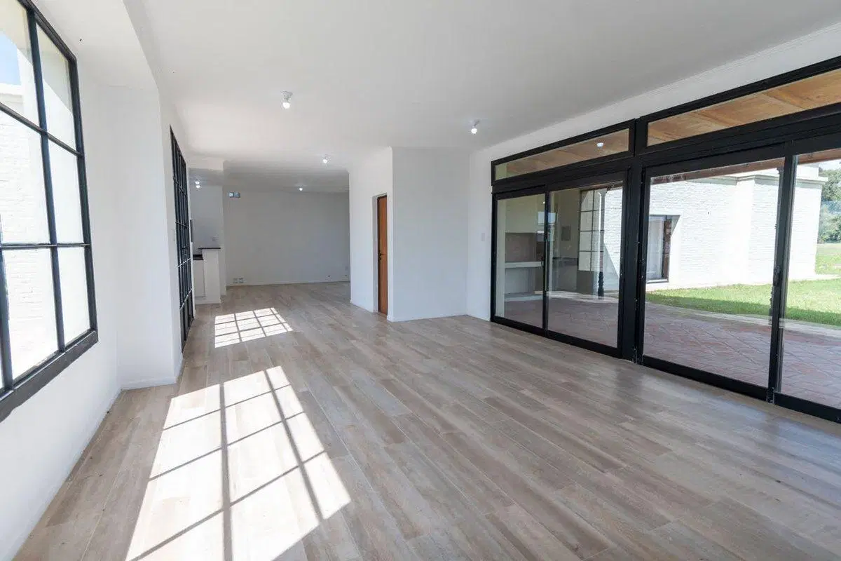 Casa A ESTRENAR de 3 dorm en Country La Reserva 4