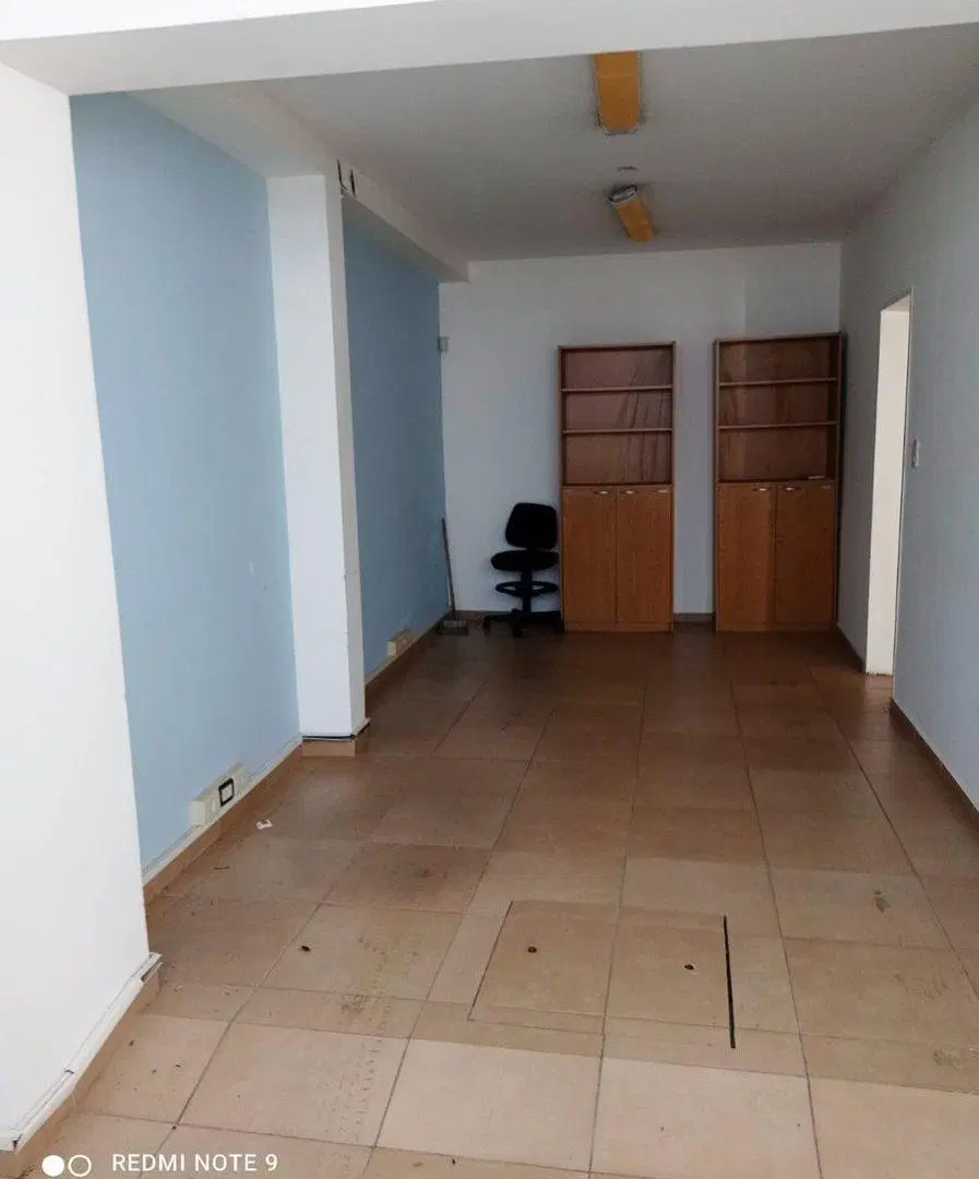 ALQUILER Oficina en Barrio Sur apta Profesionales 5