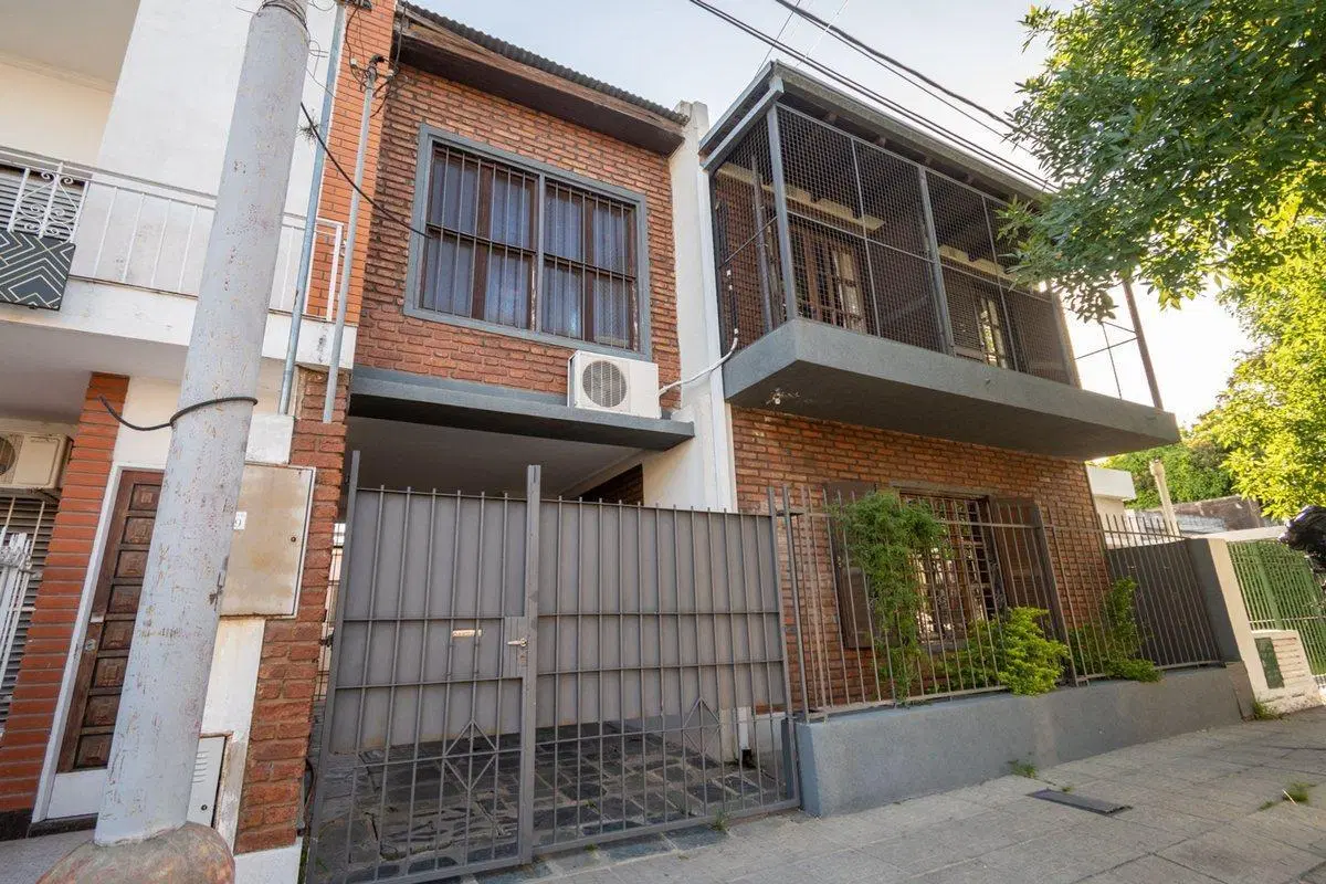VENTA CASA GUADALUPE ESTE A METROS DE LA COSTANERA 2