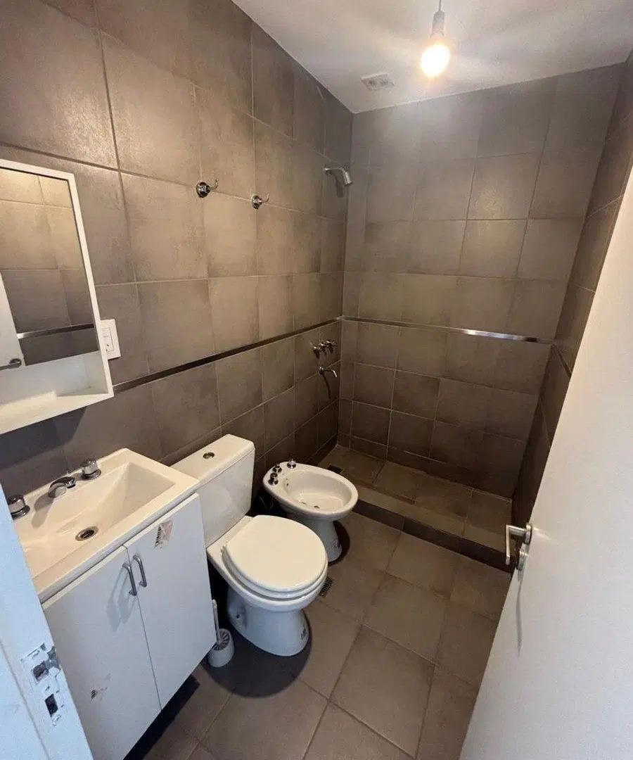 OPORTUNIDAD DEPTO DE 1 DORMITORIO - INVERSIÓN 5