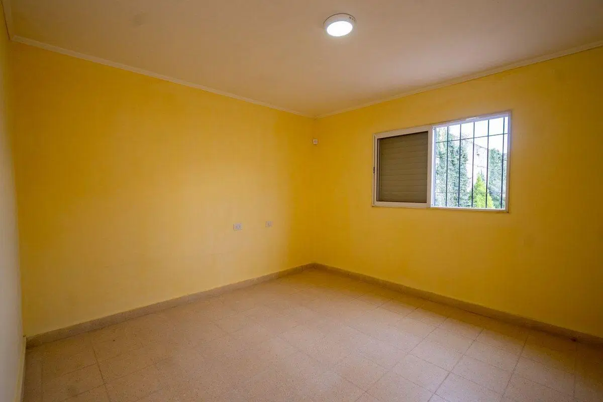 VENTA CASA 2 DORMITORIOS, COCHERA PASANTE Y PATIO 3