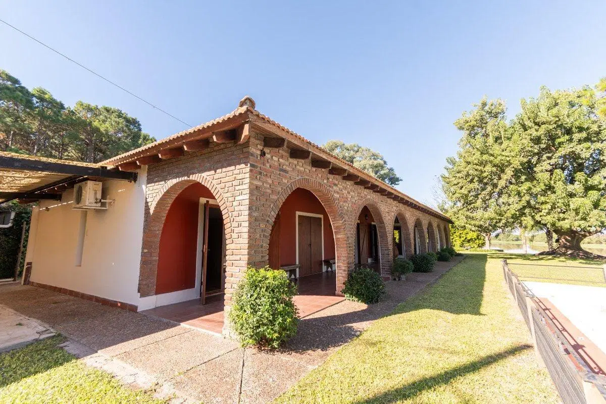 CASONA SOBRE EL RIO 3
