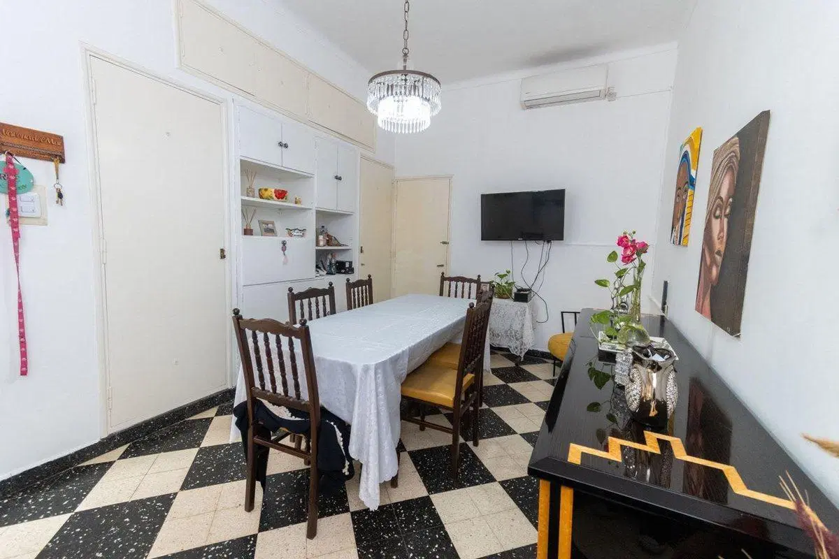 Se vende casa interna en Barrio Constituyentes! 2