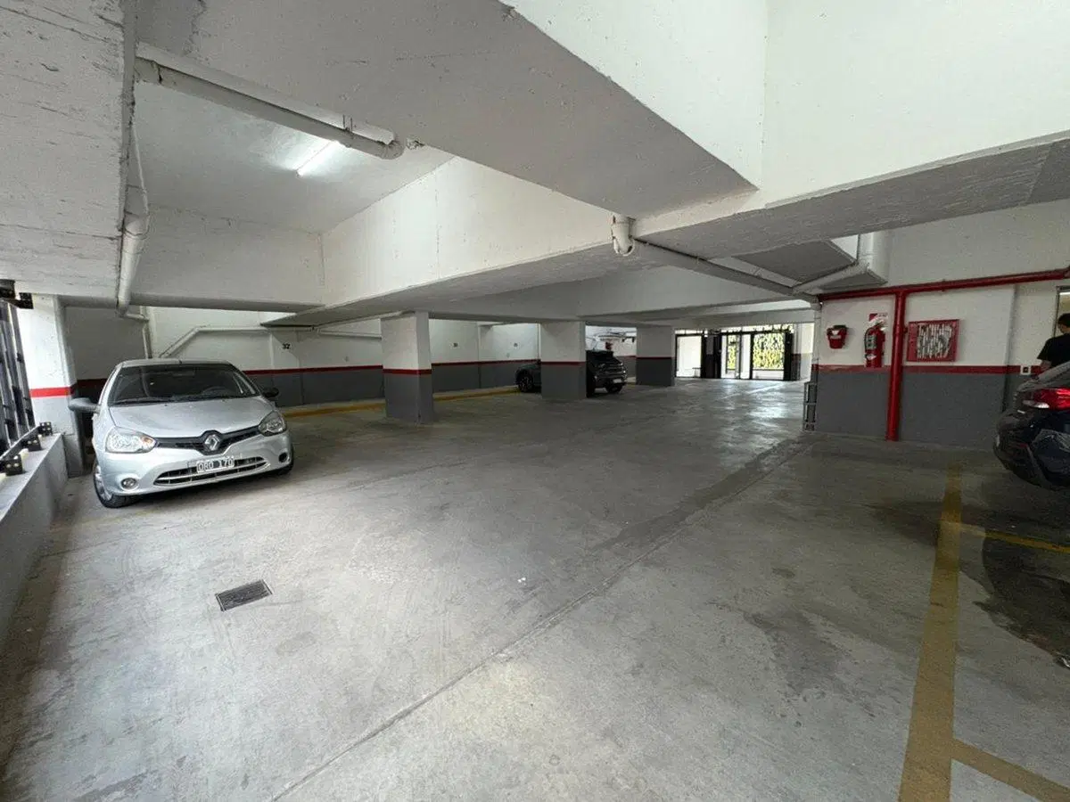 VENTA COCHERA PLENO CENTRO 2