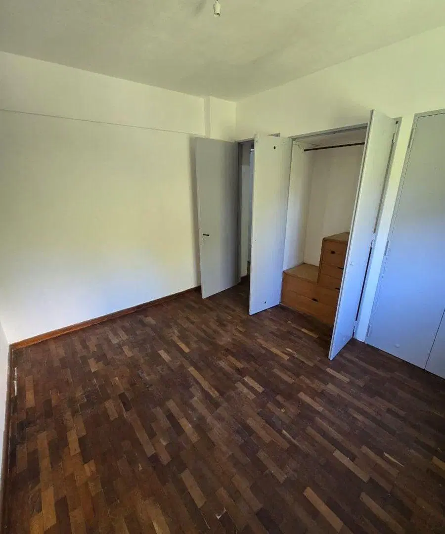 Dpto renovado amplias dimensiones 3 Dorm. 4