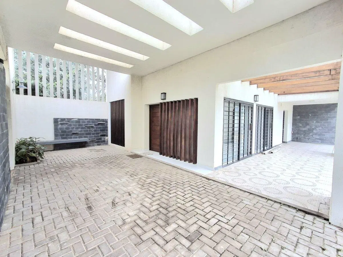 HERMOSA CASA EN FINCAS DEL RINCON 3