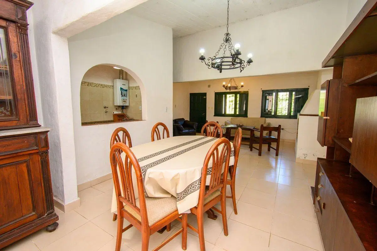 Gran Casa Quinta de 1100m2 en Rincón 3