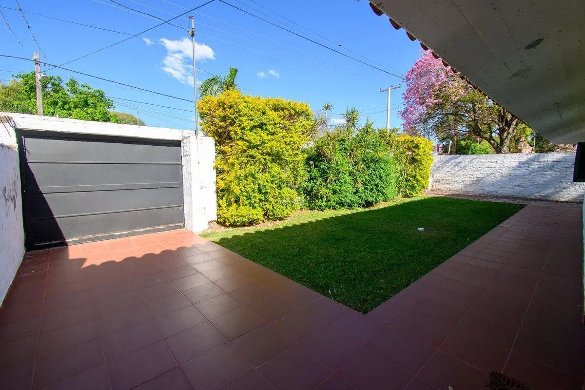 Gran Casa Quinta de 1100m2 en Rincón 2