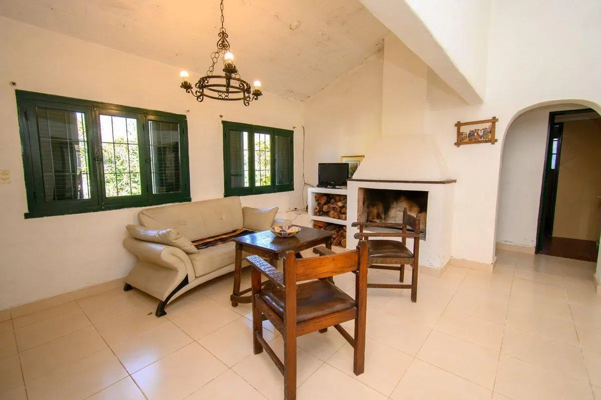 Gran Casa Quinta de 1100m2 en Rincón 4