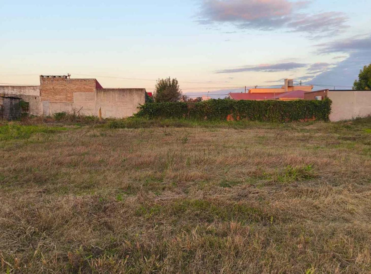Lote en venta 302 m2 - CORONDA