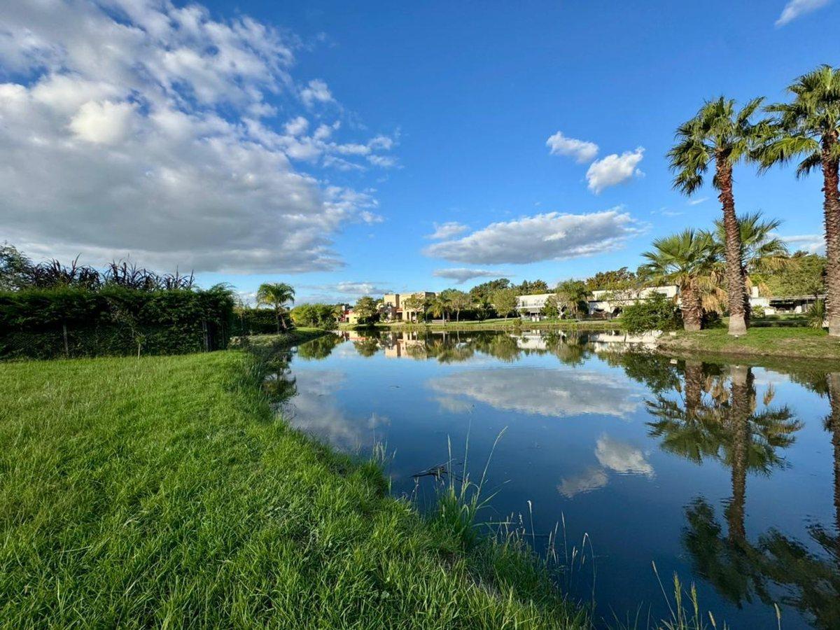 Lote en venta en Barrio Privado Dos Lagunas