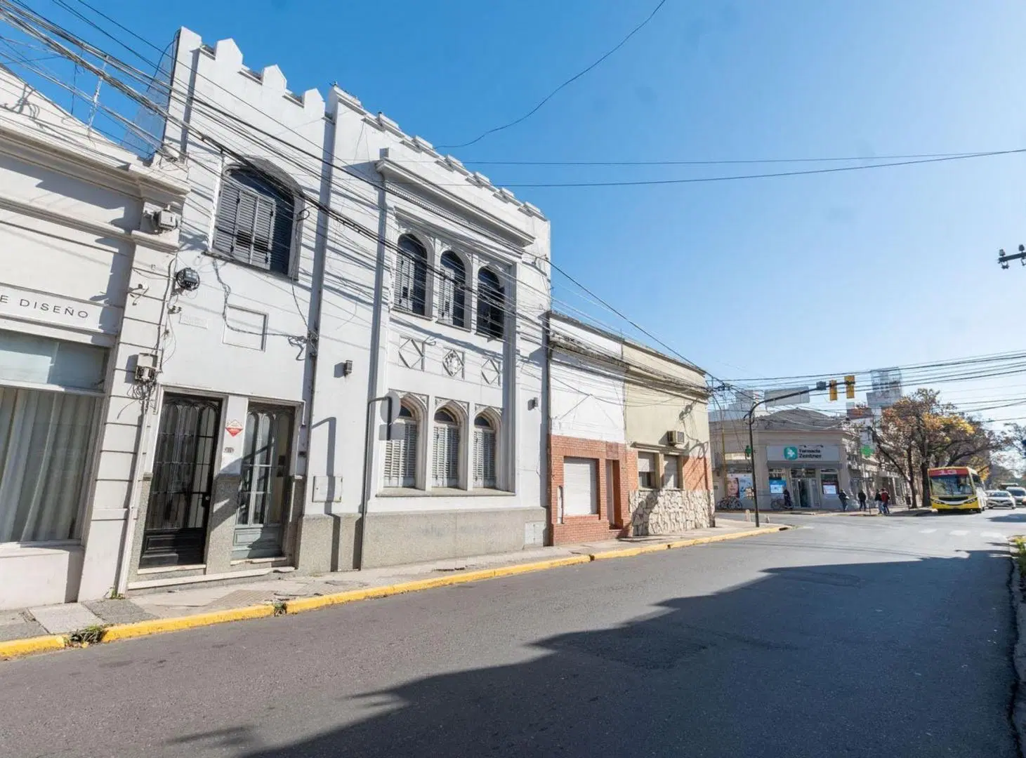 Planta Alta de 3 dorm y escritorio en el centro 2