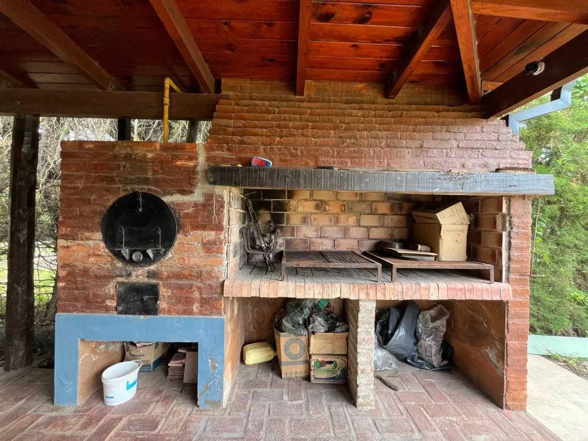 SE VENDE CASA QUINTA EXCELENTE ESTADO 3