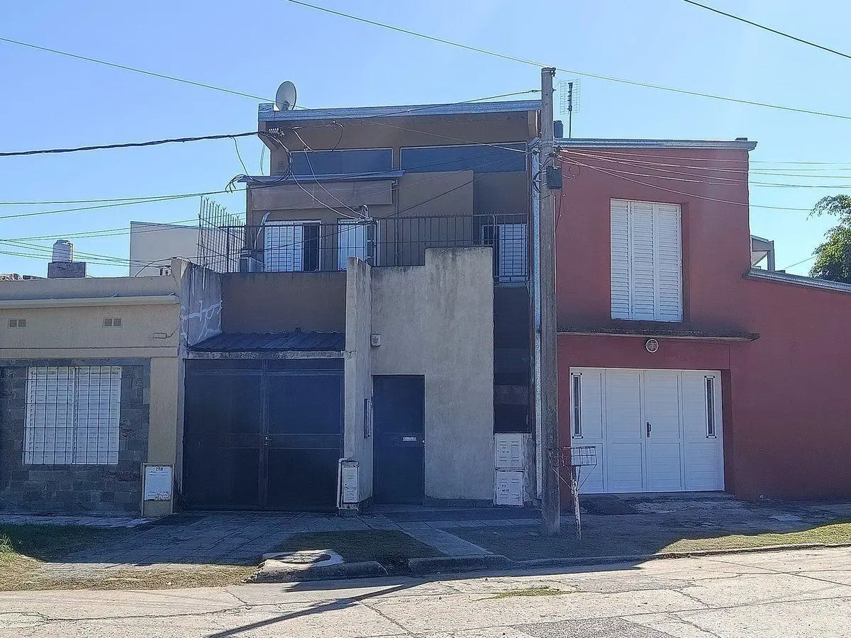 Departamento PH en Planta Alta en María Selva 2