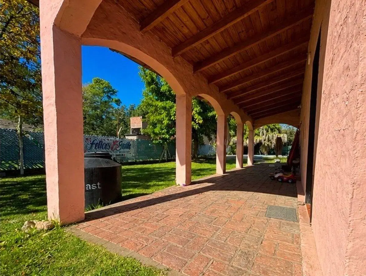 OPORTUNIDAD - HERMOSA CASA QUINTA EN SAUCE VIEJO 3