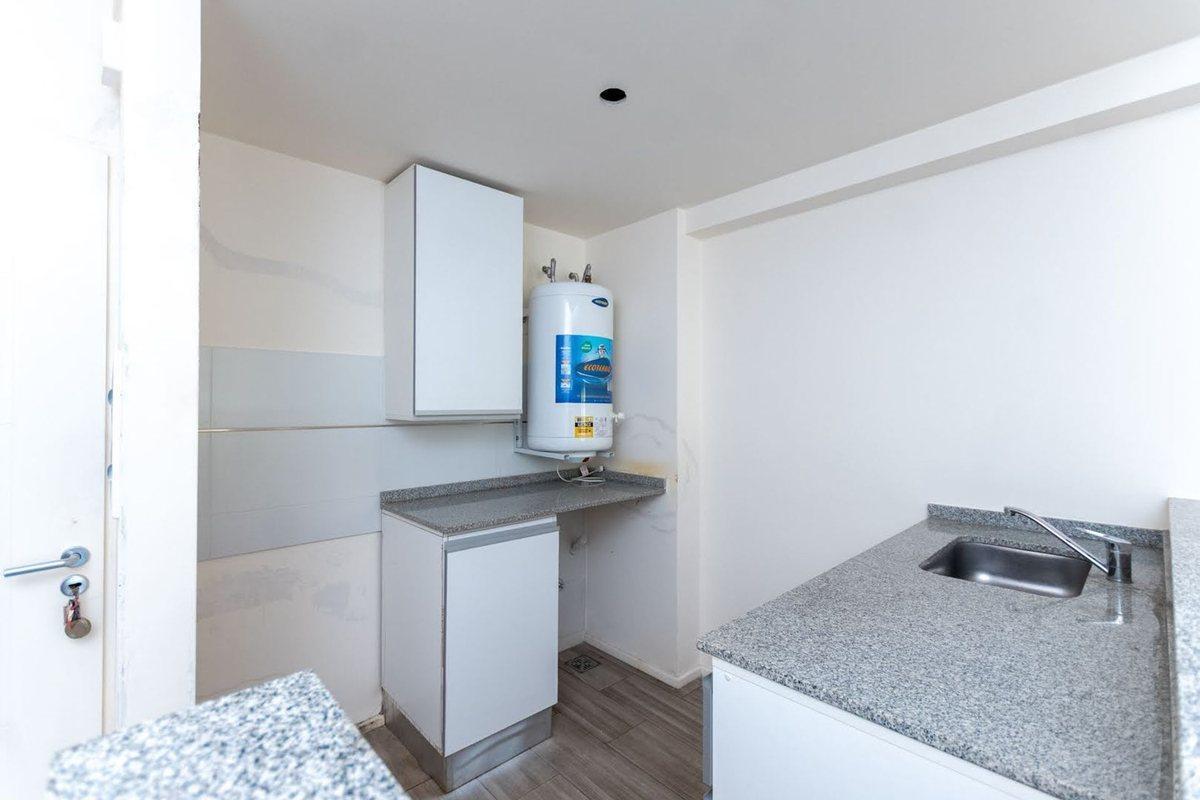 Foto de VENTA DEPARTAMENTO DE 1 DORMITORIO EN CAM DEL LAGO, imagen 3