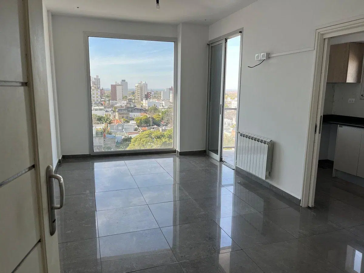 DEPTO 1 DORMITORIO CON COCHERA PISO 8 VISTA ESTE 5