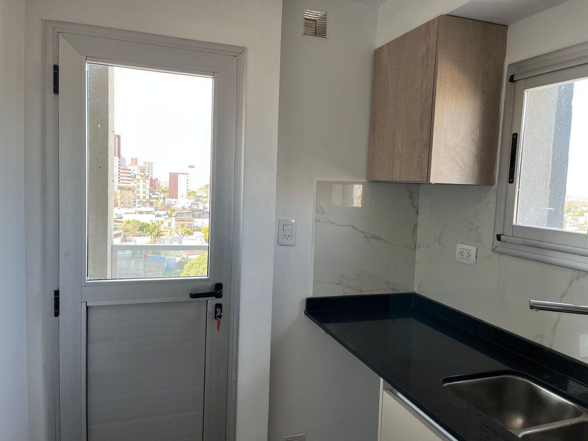 Foto de DEPTO 1 DORMITORIO CON COCHERA PISO 8 VISTA ESTE, imagen 5