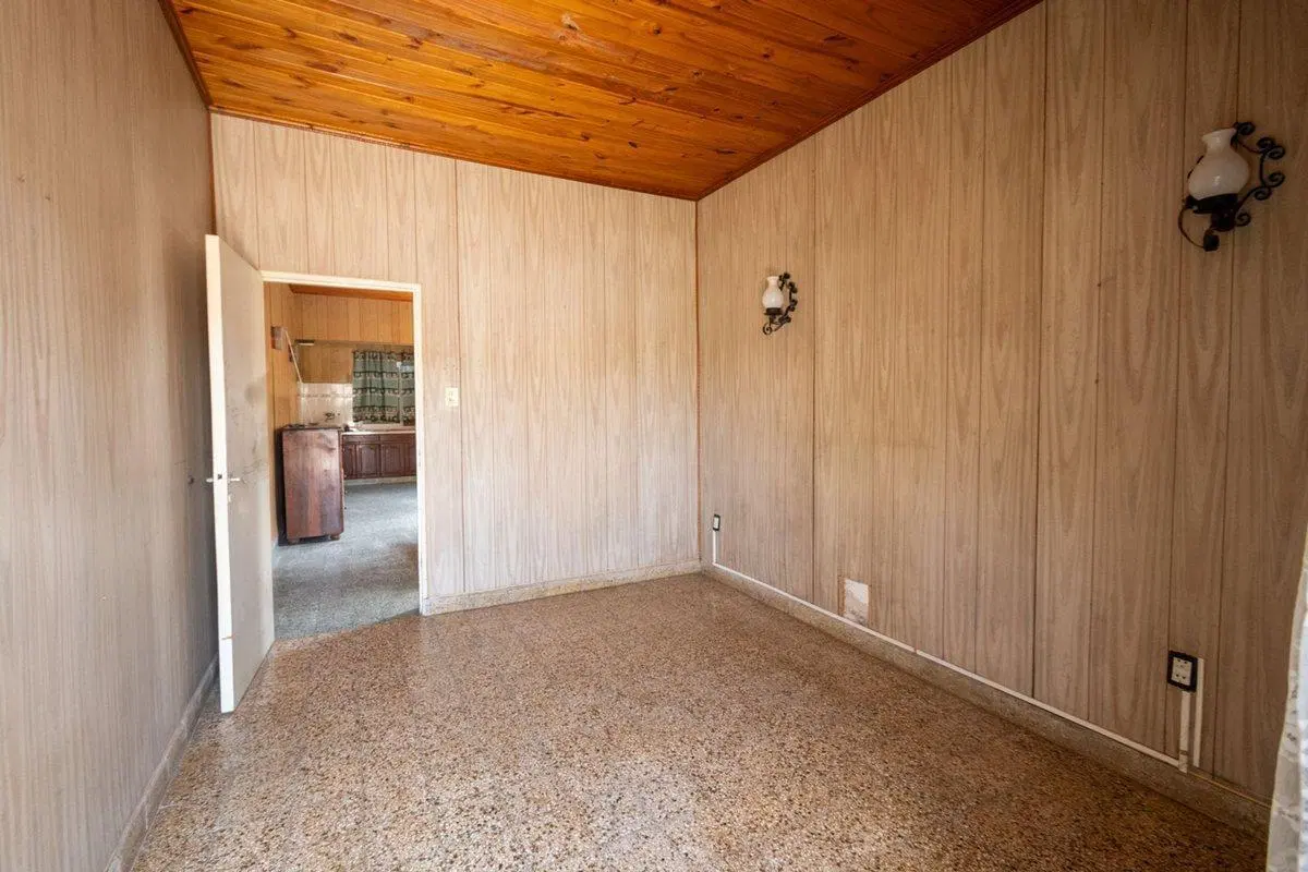 SE VENDE CASA GUADALUPE OESTE! APTA A CREDITO 5