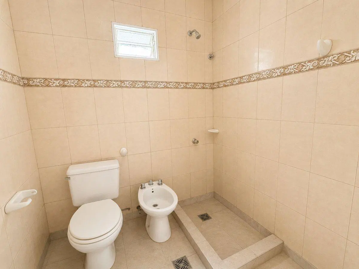 Dúplex PH en Villa Dora · 2 dorm. - cochera. 3