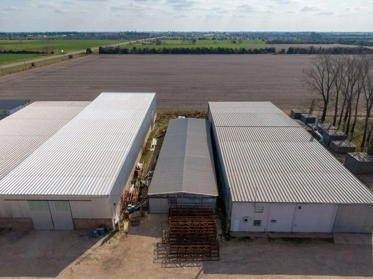 GALPON EN VENTA EN ZONA ESTRATEGICA DE SJN 4