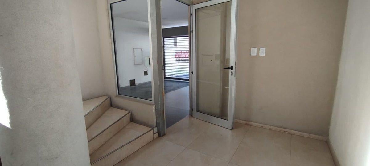 REMAX ALQUILA DPTO 1 DORMITORIO AMUEBLADO