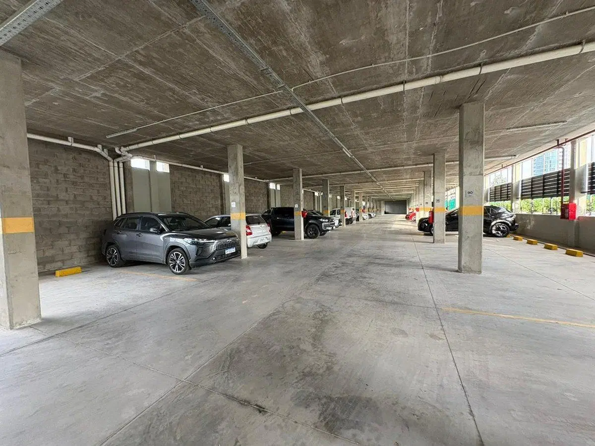 SE VENDE COCHERA EN GARDEN INN TORRE II 2