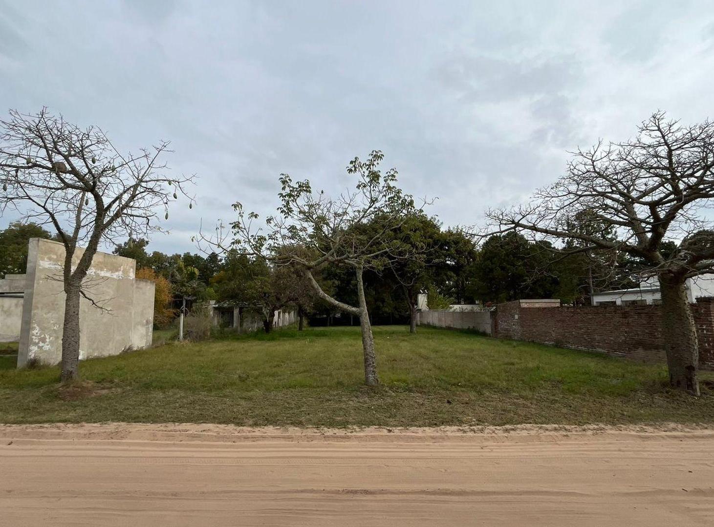 VENTA LOTE BV. BOSQUE LASALLE, COLASTINÉ