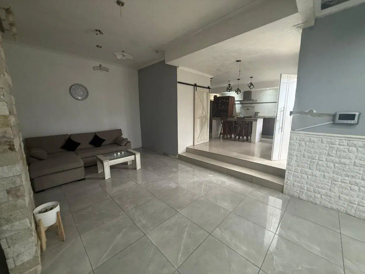 venta de casa en Z .Norte con cochera patio pileta 3