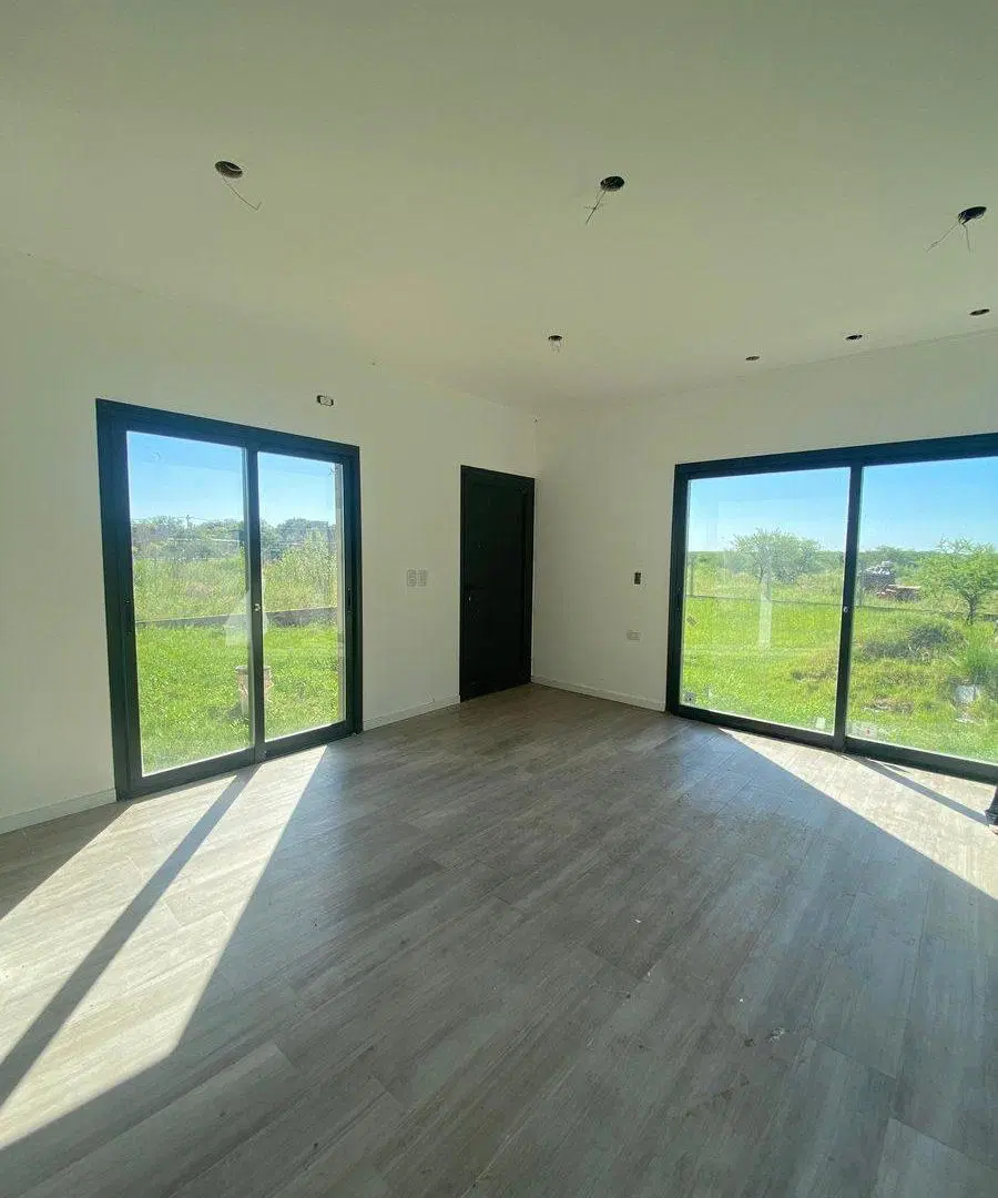 VENTA CASA EN BARRIO PORTAL DEL LEYES/CONSTRUCCION 2