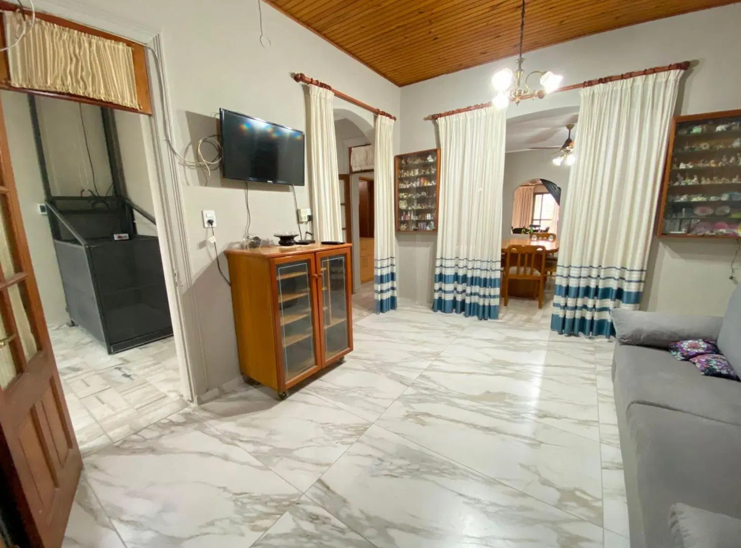 Casa de 4 dormitorios impecable en el Sur. 5