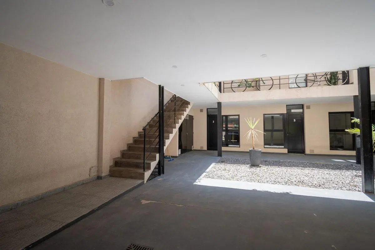 DEPARTAMENTO DE 1 DORMITORIO Y PATIO 3
