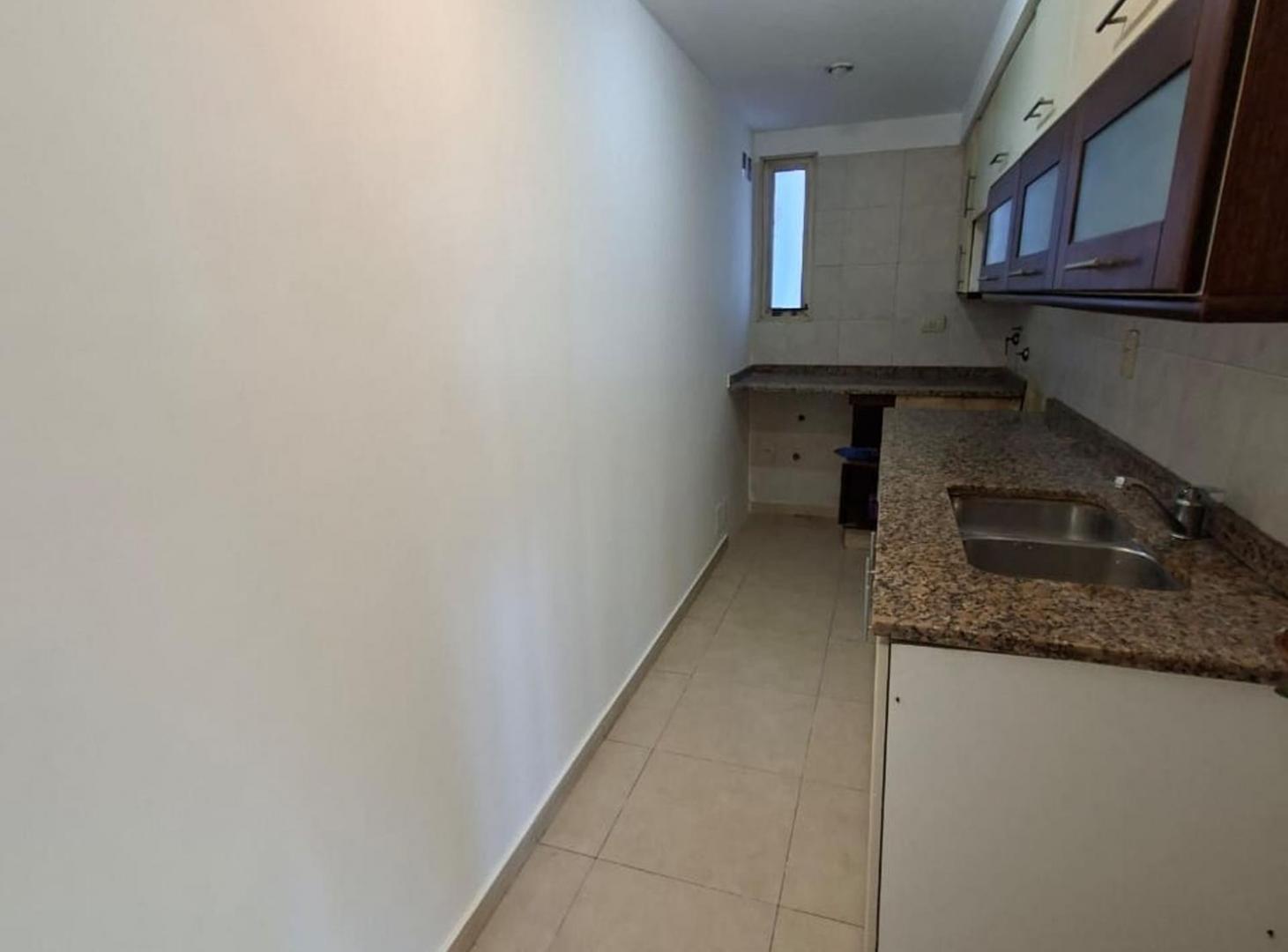 Foto de Celestino VIII. Dpto de 2 dorm y 2 baños. Centro., imagen 5