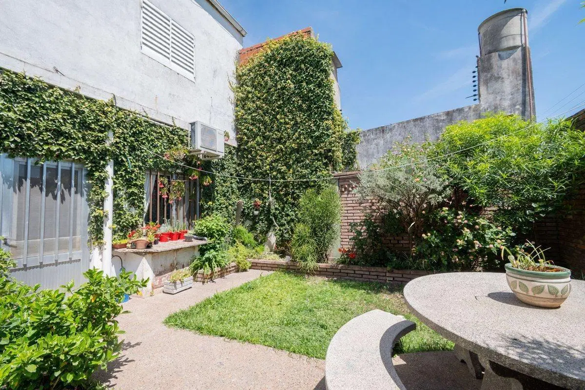 Casa en Barrio Bernardino Rivadavia, zona norte 5