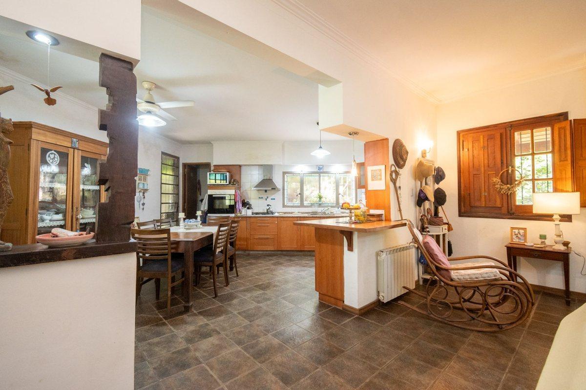 Foto de Casa Quinta con Pileta en Colastiné Norte - 1319m2, imagen 2