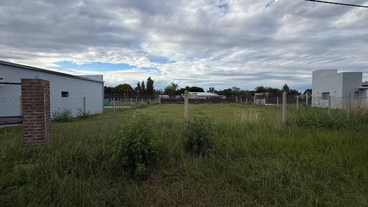 Se vende lote cercado! 2