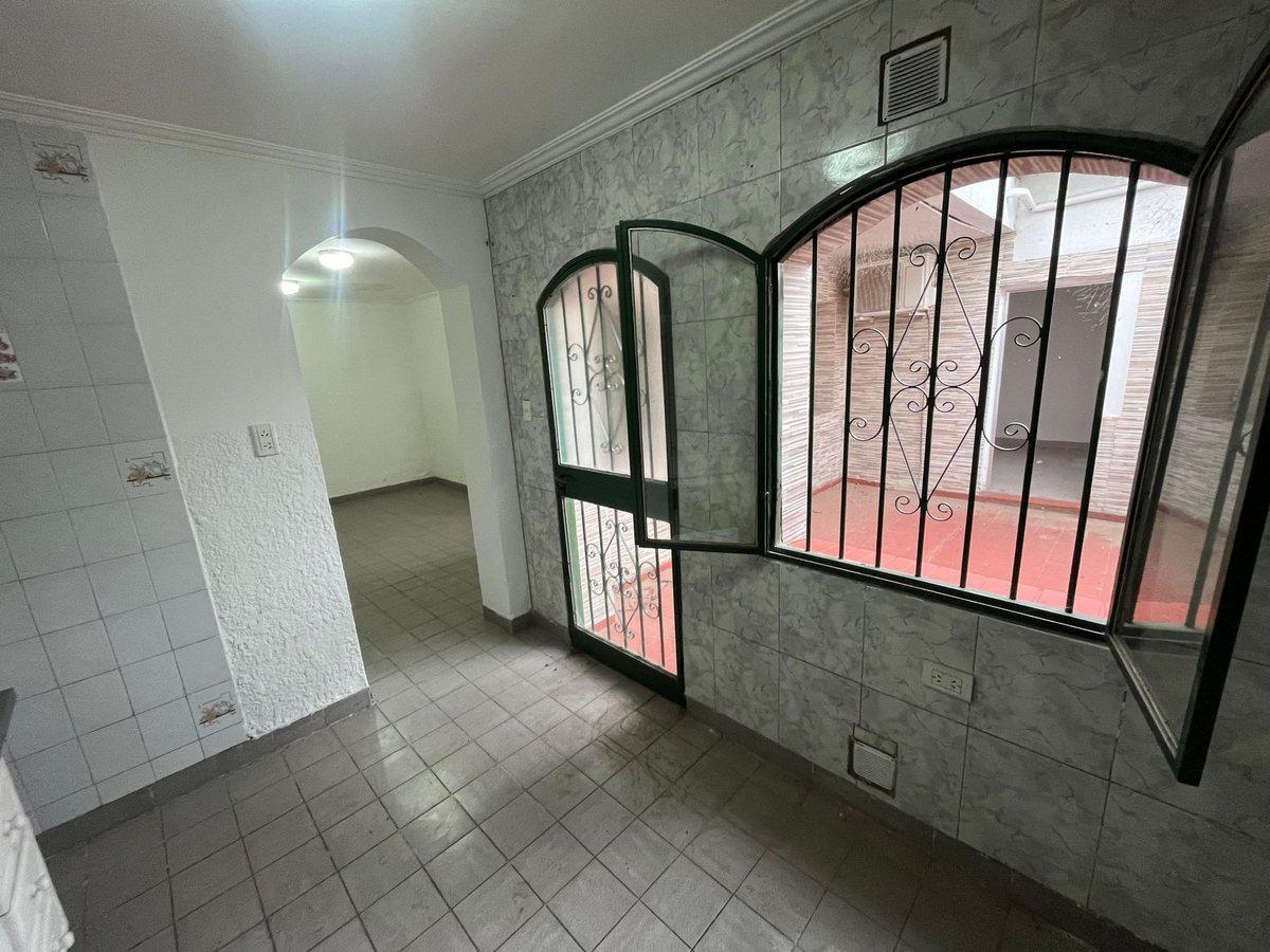 Foto de DPTO INTERNO EN B° CANDIOTI DE 1 DORM A LA VENTA, imagen 5