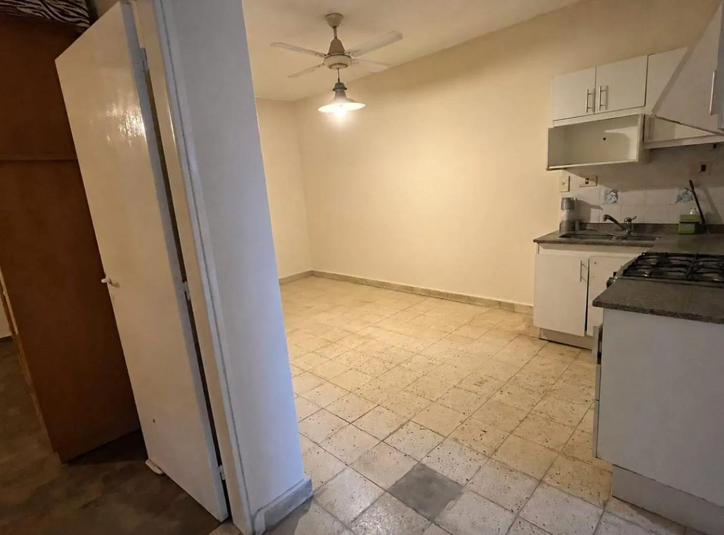 SE VENDE INTERNO SOBRE PASAJE MARSENGO 5