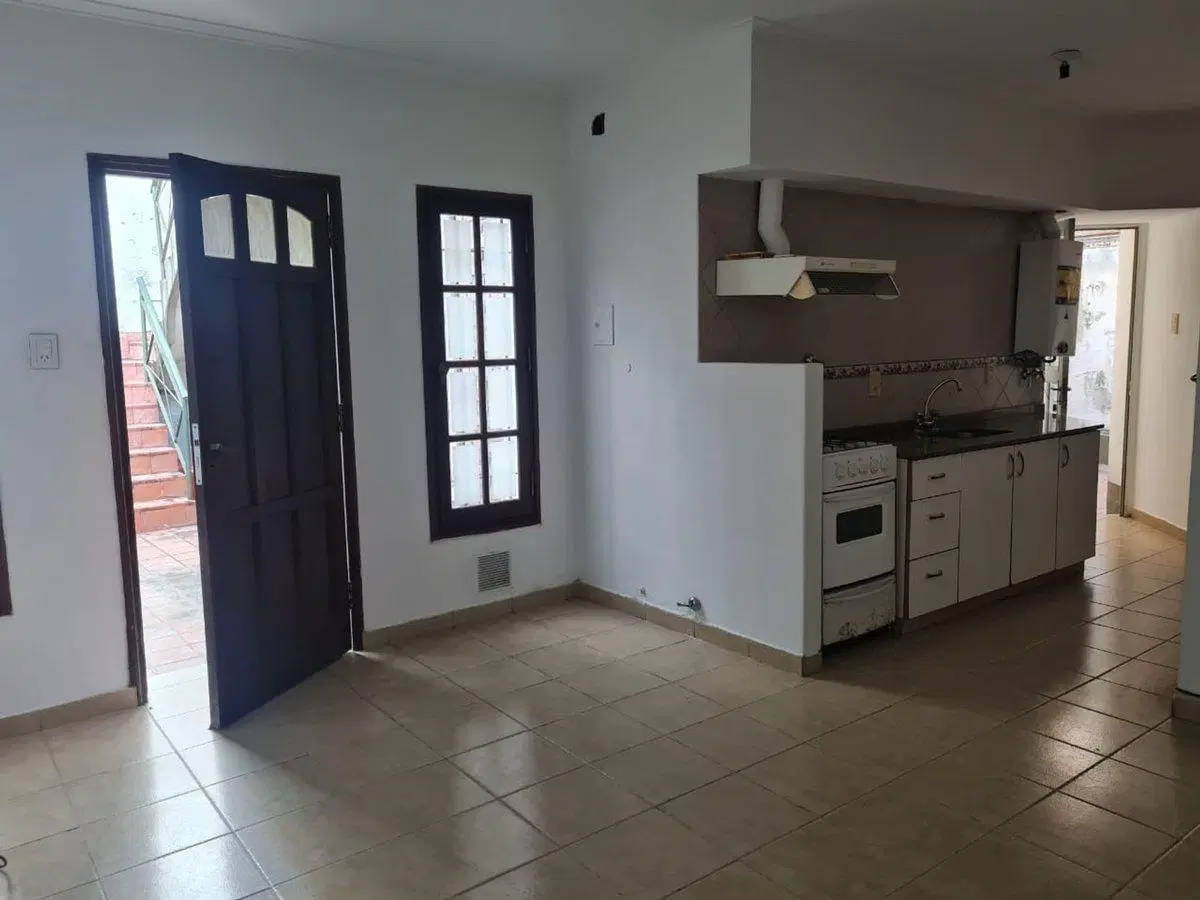 Alquiler Dpto Interno de 1 dormitorio. Zona Sur 3