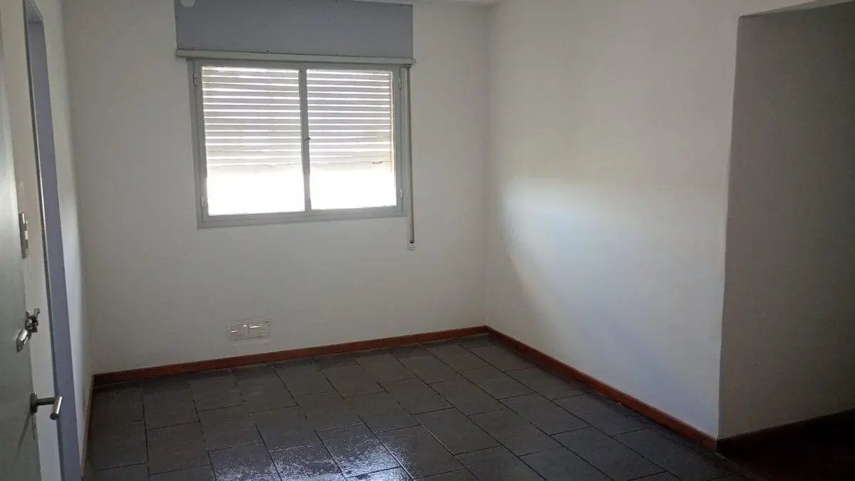 Dpto renovado amplias dimensiones 3 Dorm. 3