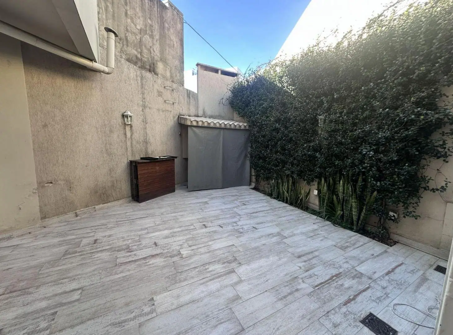 CASA EN ALQUILER – BARRIO CANDIOTI SUR. 2