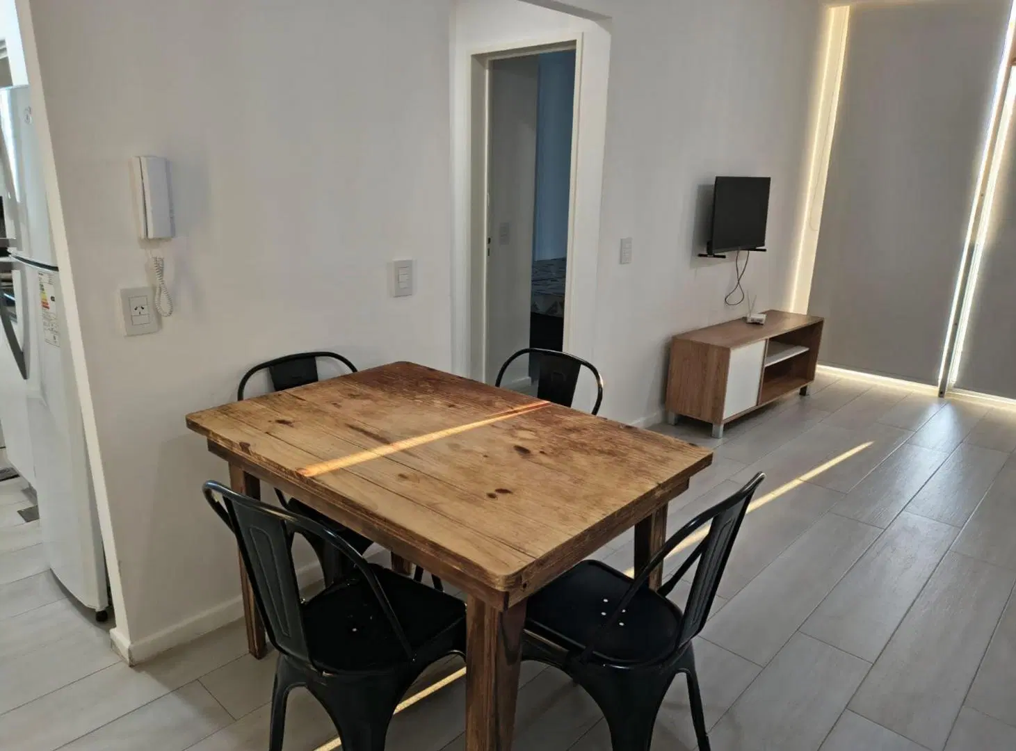 ALQILUILER AMOBLADO UN DORMITORIO EN RECOLETA 5