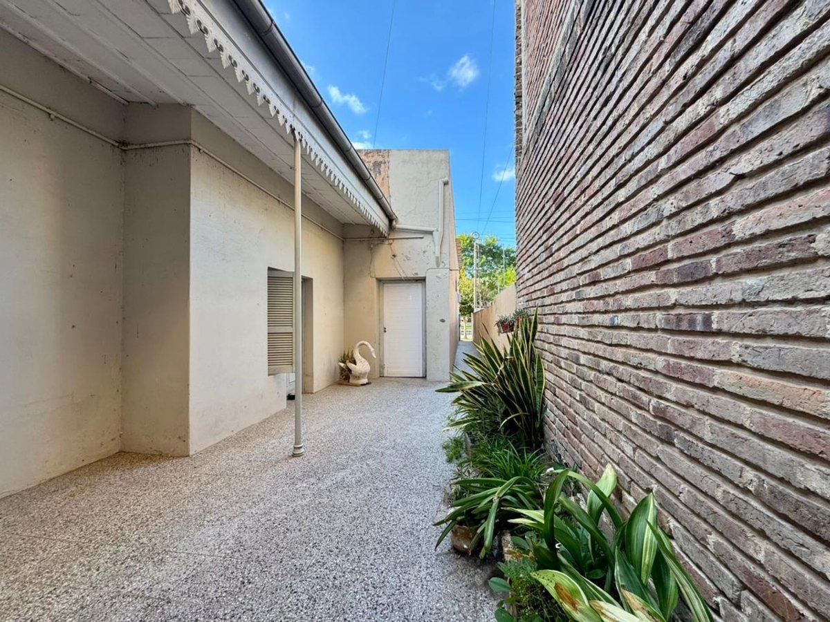 Foto de LOCAL+CASA EN VENTA EN LA MEJOR UBICACIÓN DE SJN, imagen 4