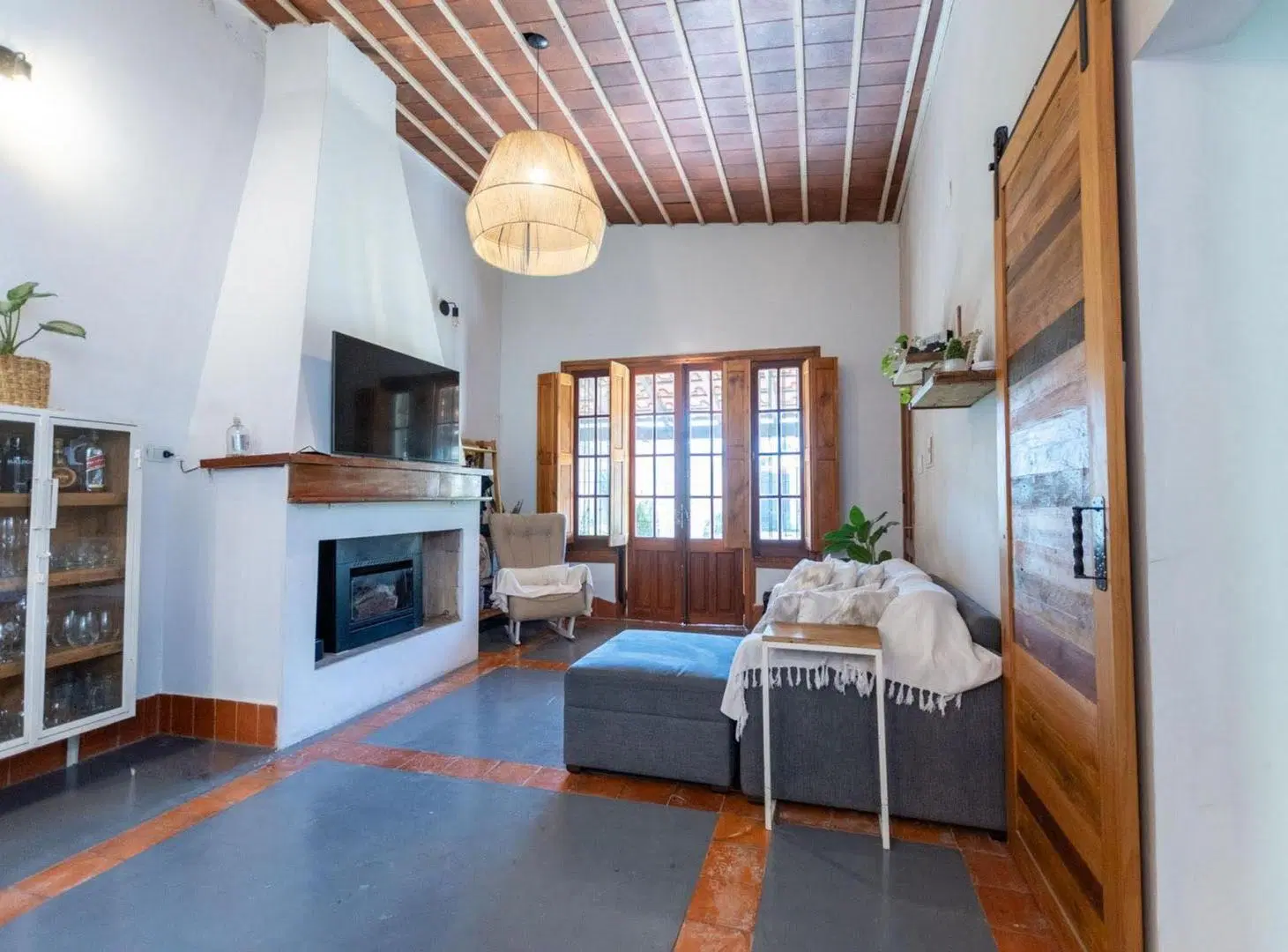 VENTA HERMOSA CASA PLENO GUADALUPE, PATIO Y PILETA 5
