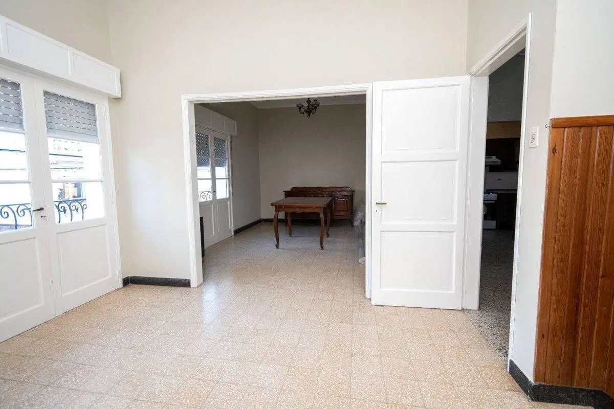ALQUILER DE CASA EN PLANTA ALTA 2