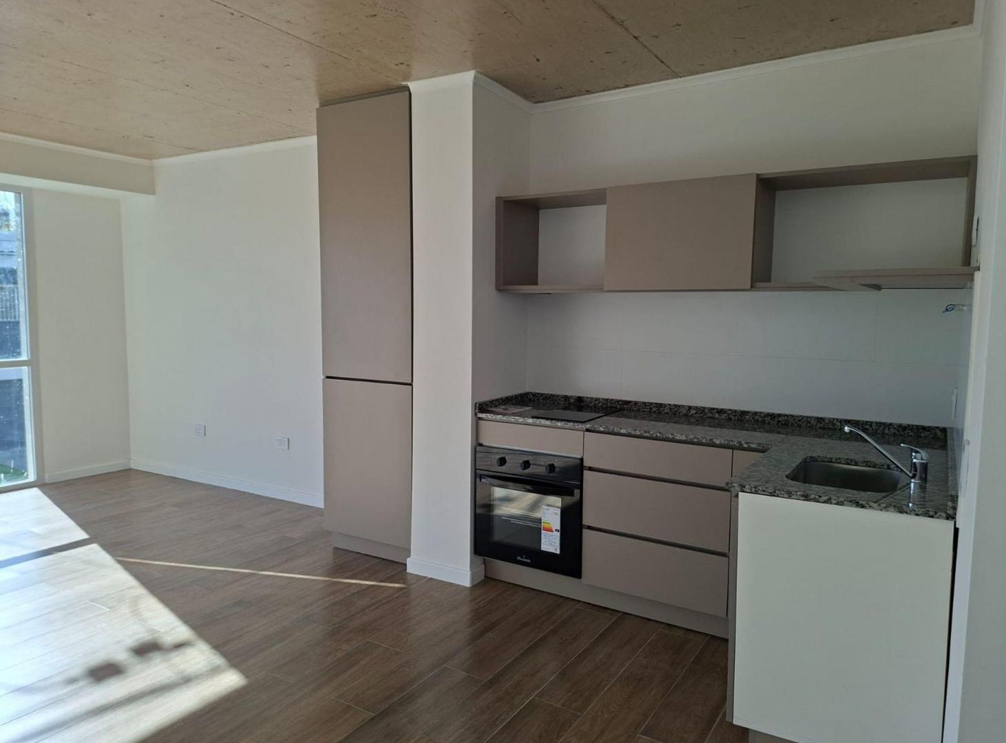 Foto de DPTO. MONOAMBIENTE EN ALQUILER, imagen 2