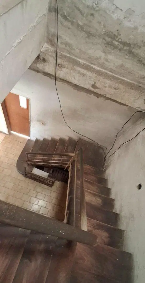 Amplia casa a refaccionar 5