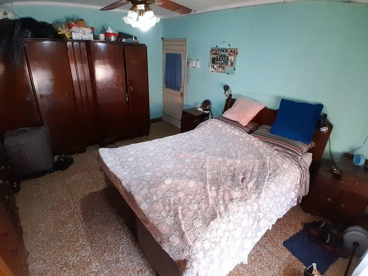 VENTA CASA 2 DORM Y PATIO EN BARRIO CANDIOTI 2
